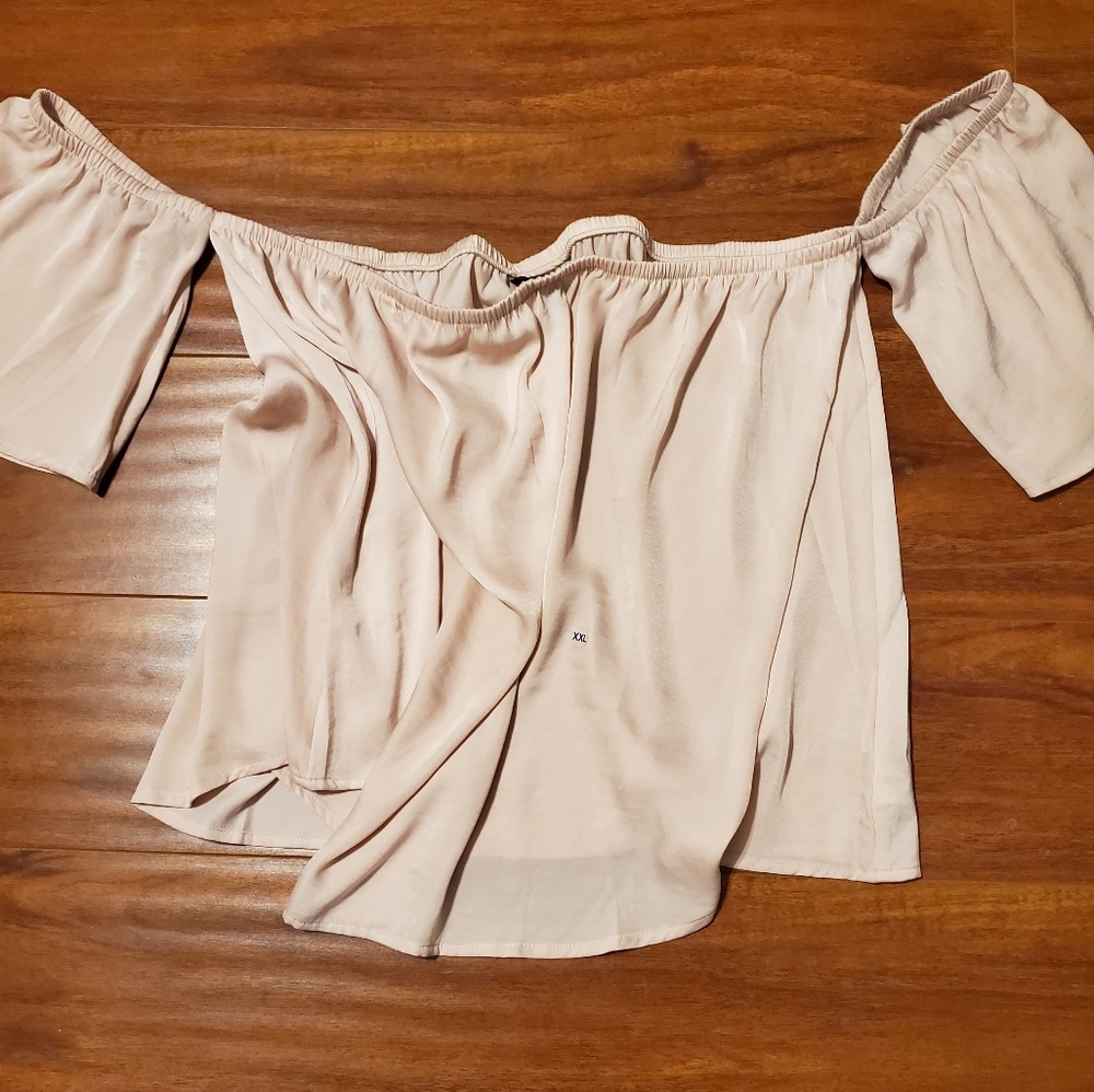American eagle top